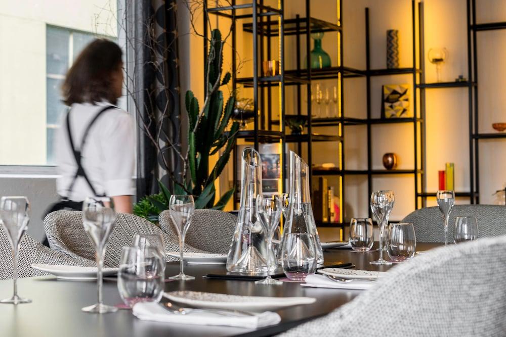 Adelphi Hotel Melbourne City Exterior foto Restaurant 7132