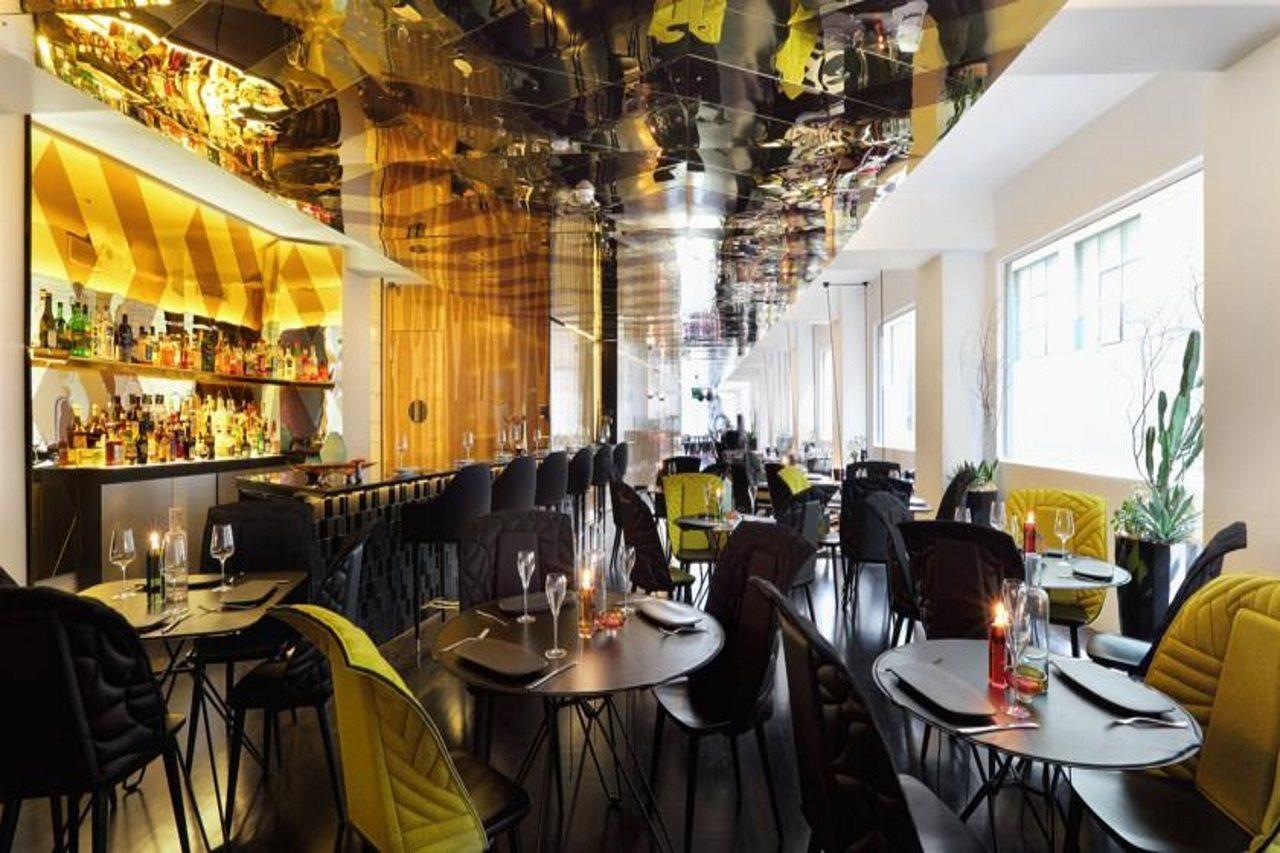 Adelphi Hotel Melbourne City Exterior foto Restaurant 1728